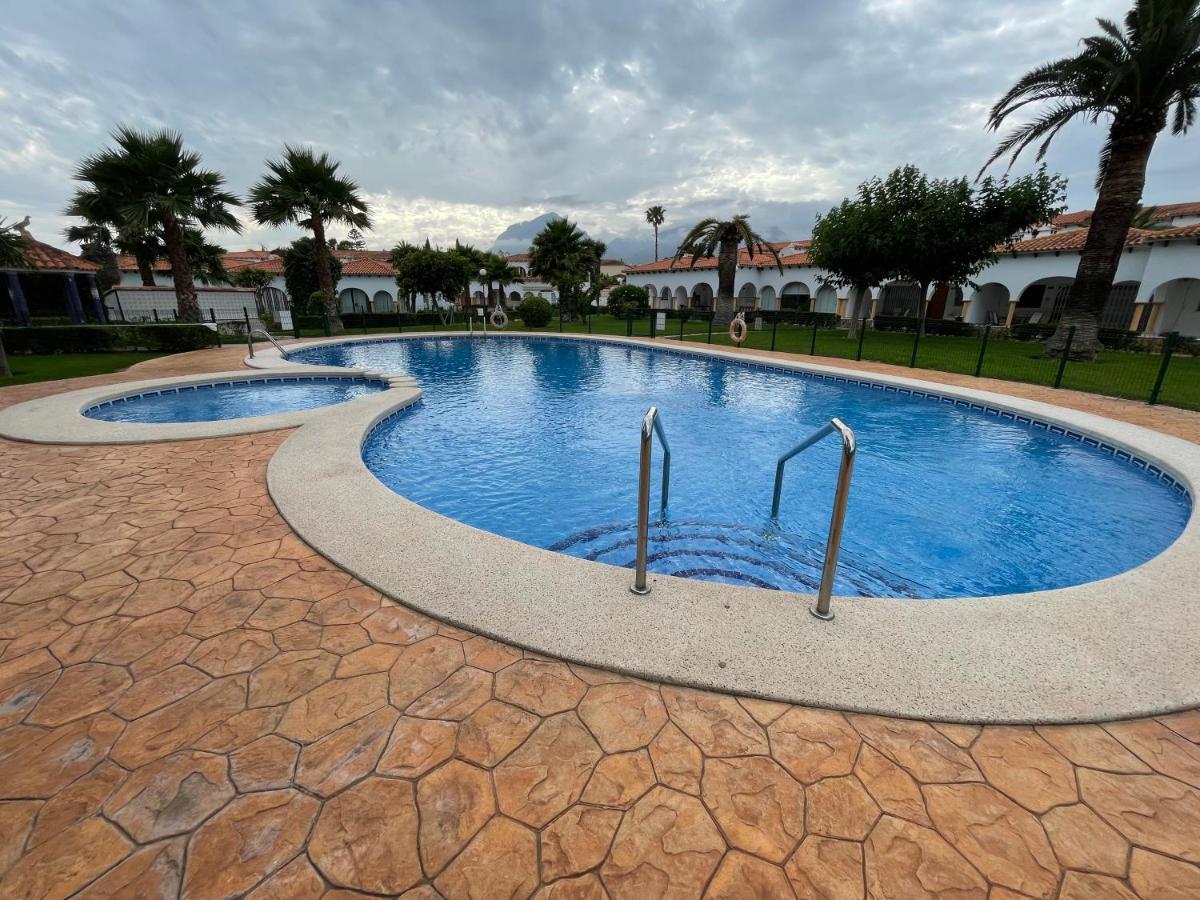 Bungalow Para 6 Pax A 7 Minutos De Playa Albir L'Alfas del Pi Exteriér fotografie